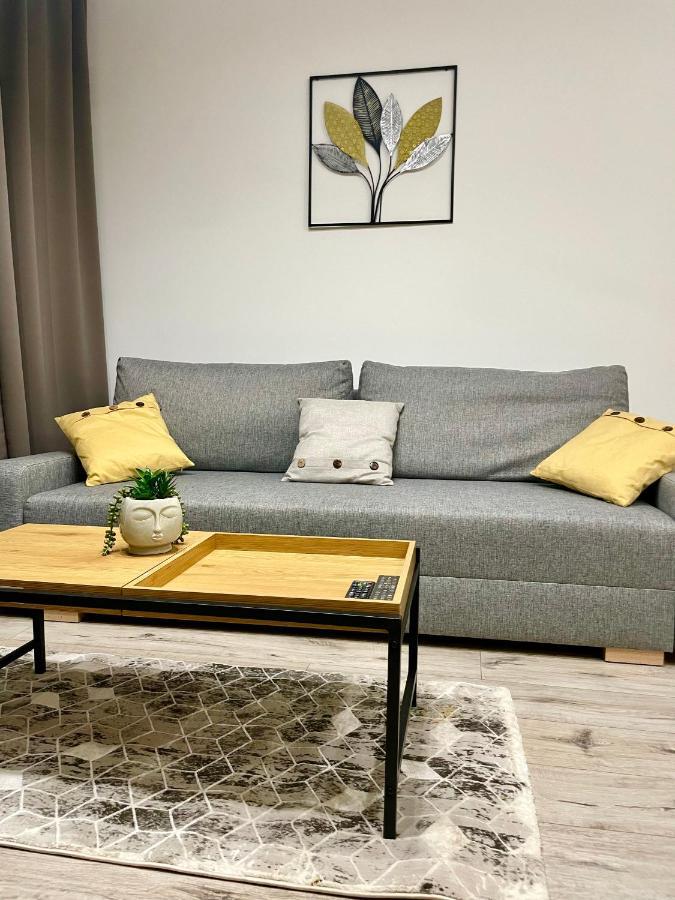 Apartments Sleep & Go Modlin Airport Nowy Dwór Mazowiecki Exterior photo
